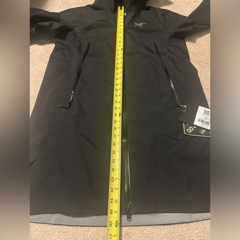 Arc’teryx Women Beta Coat Brand New - Picture 14 of 14